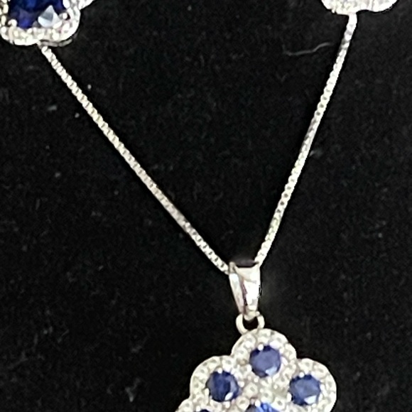 Sapphire and Diamond Paw Print necklaces and earrings - Picture 4 of 6